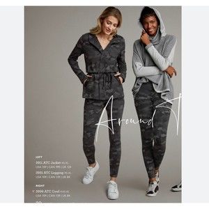 CAbi Style 3996 | ATC Oversize Cowl Neck Sweatshirt Sweater | Size Medium | NWOT